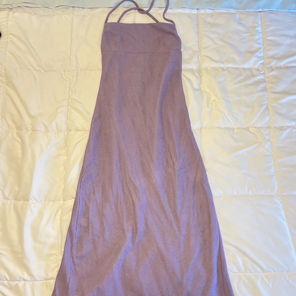 Backless Lilac Maxi Dress with Crossed Spaghetti Straps